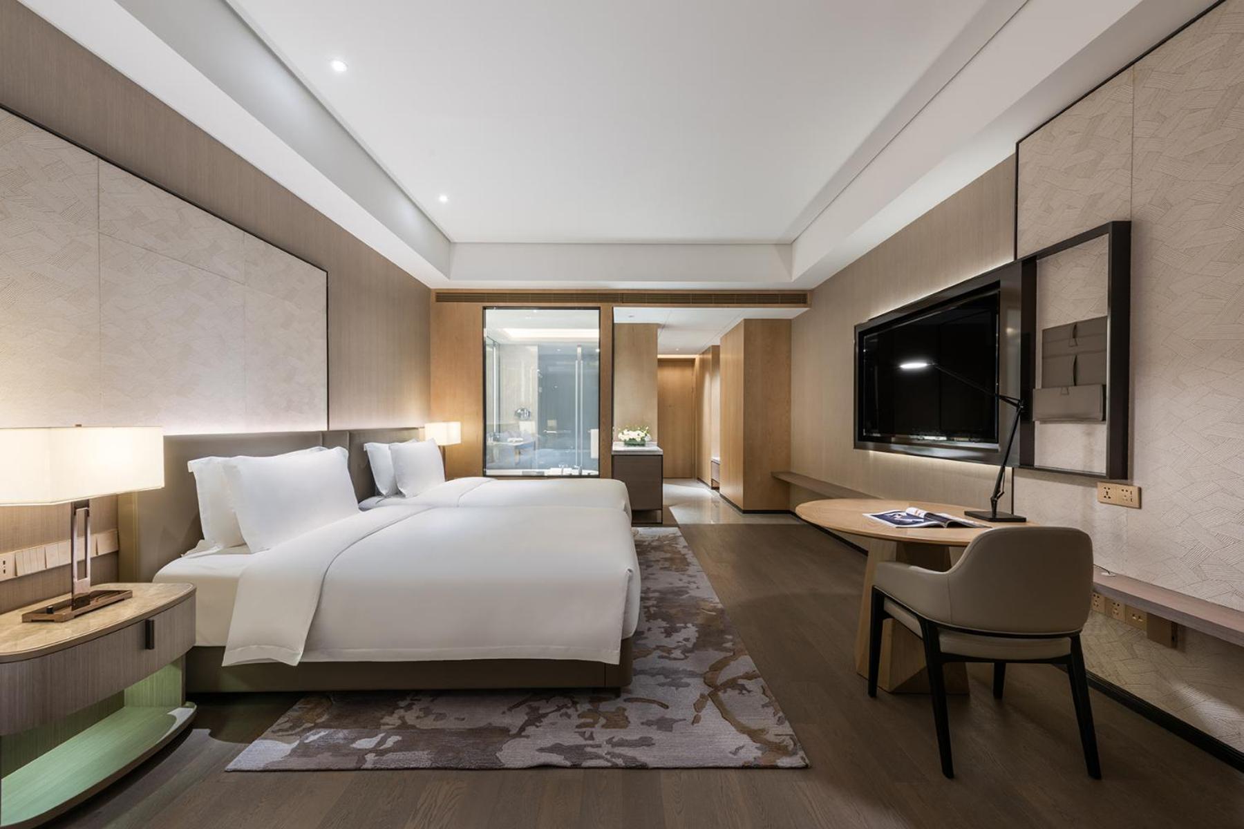 Grand Mercure Lingang Hotel