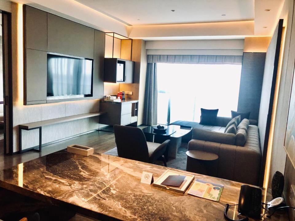 Grand Mercure Lingang